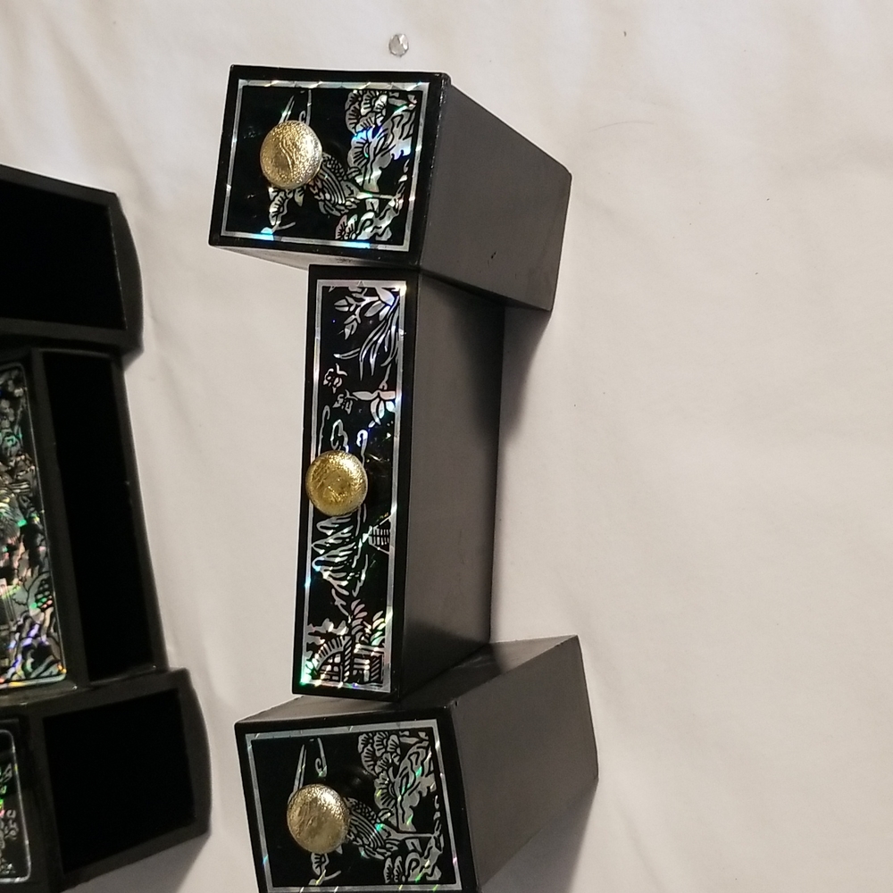 Vintage Black Jewelry Organizer with Iridescent shimmer - Picture 4 of 16
